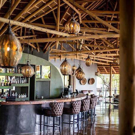 Etosha Oberland Lodge Okaukuejo Exterior foto